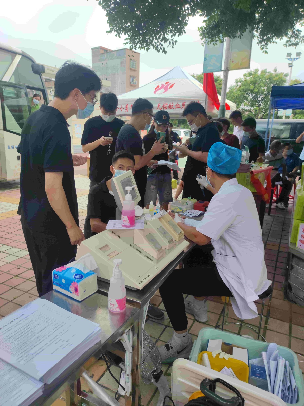 驗(yàn)血步驟 驗(yàn)血步驟