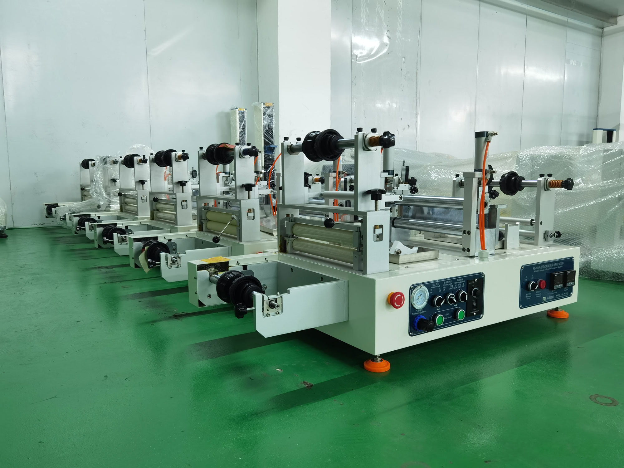 熱熔膠涂布貼合實驗機有哪些特點？